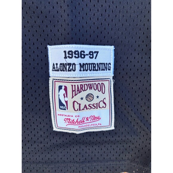 Alonzo Mourning Miami Heat basketball jersey - Picture 4 of 4